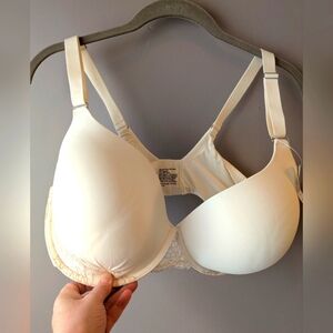 Soma 40DDD Memorable® White Lace Trim Bra NWT